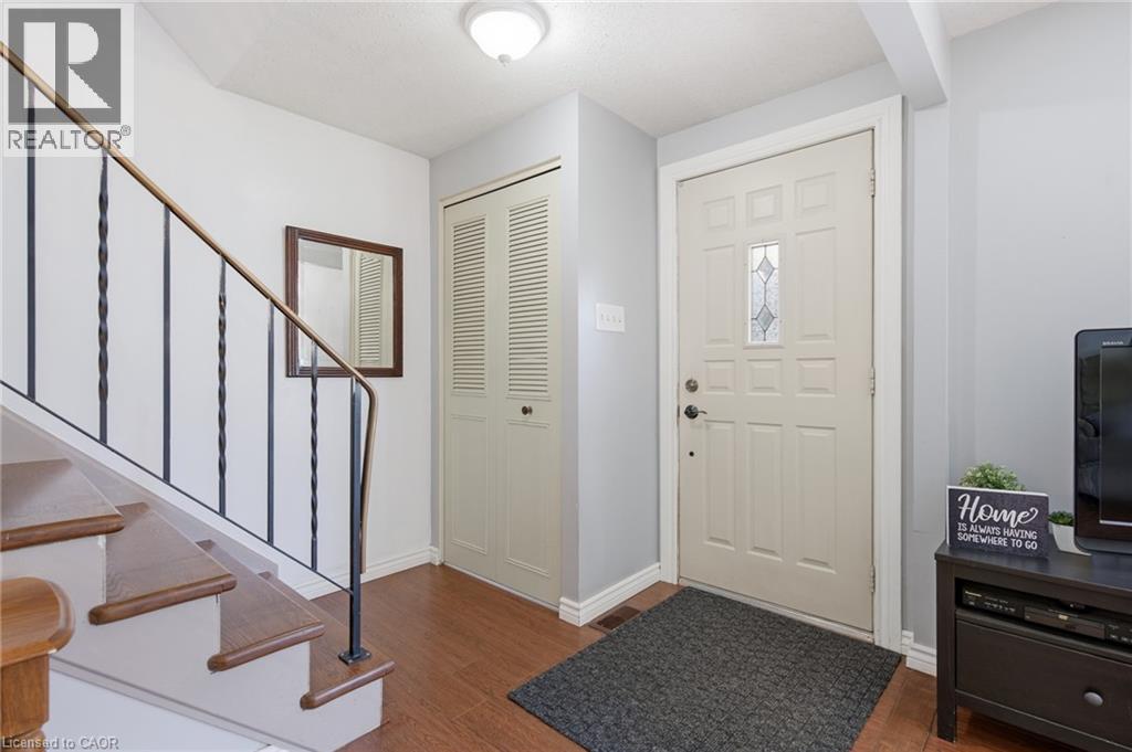 24 Roseneath Crescent, Kitchener, Ontario  N2E 1V9 - Photo 7 - 40837737