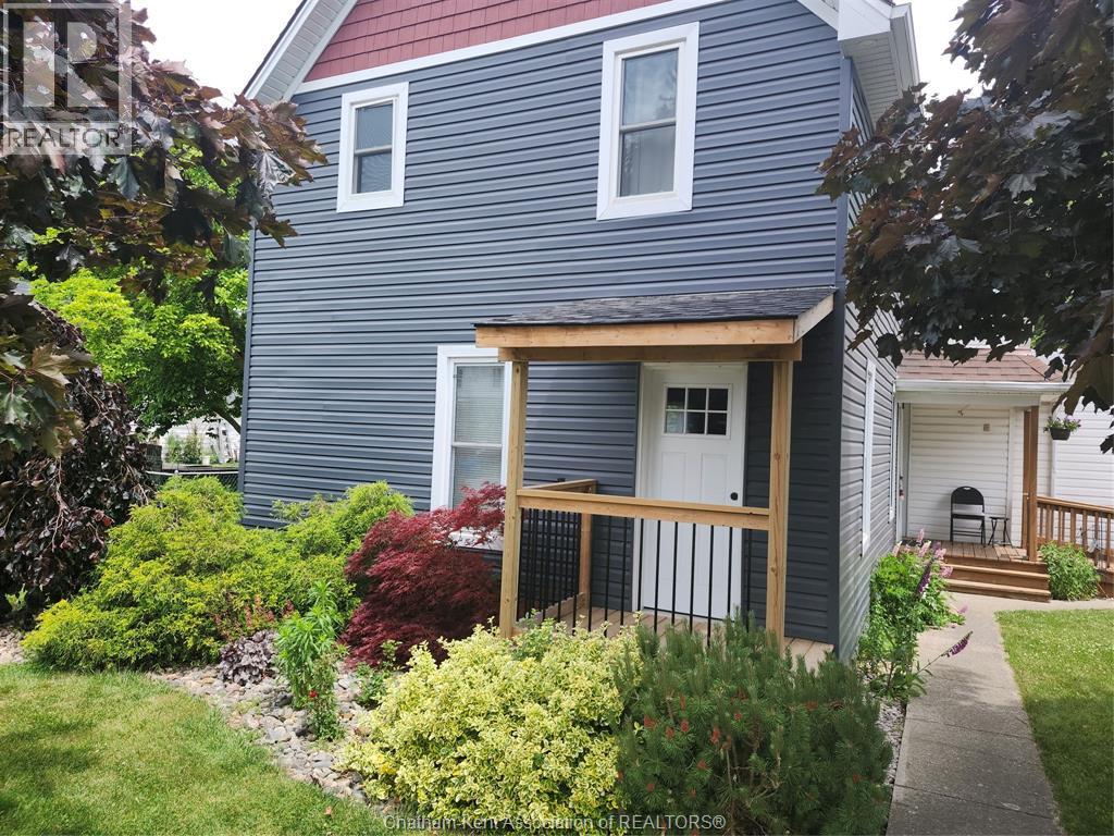 74 LEMUEL STREET, Thamesville, Ontario
