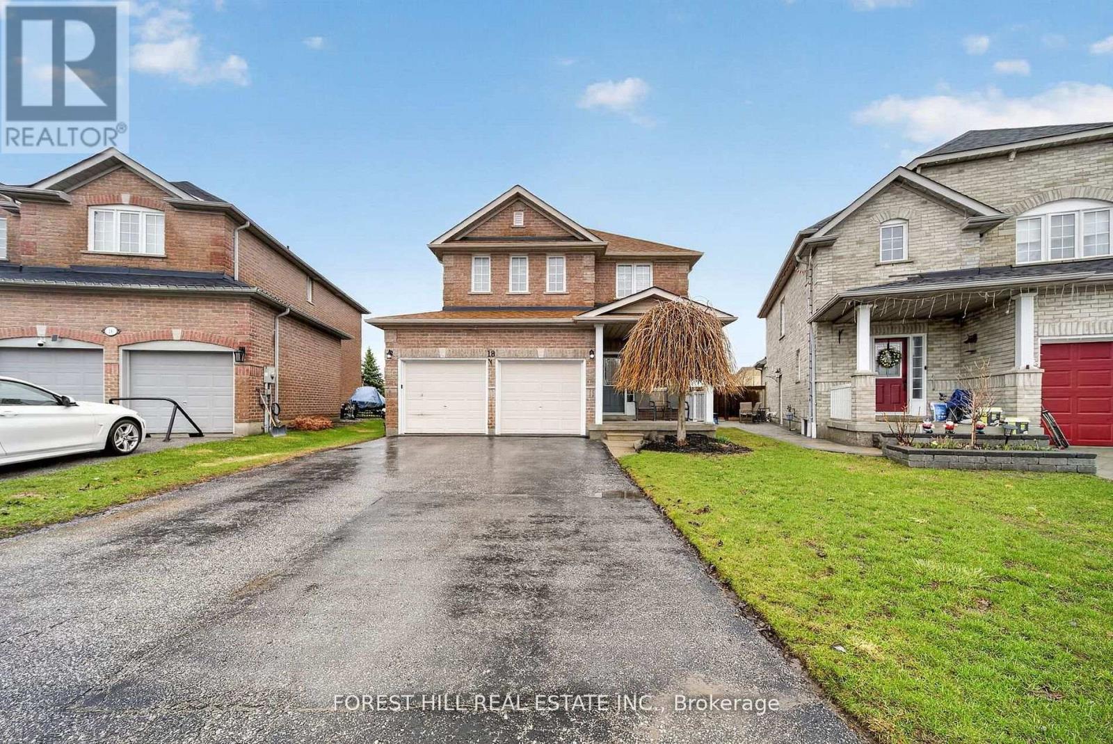 18 Dresden Court, Georgina, Ontario  L4P 4H6 - Photo 2 - N13425116