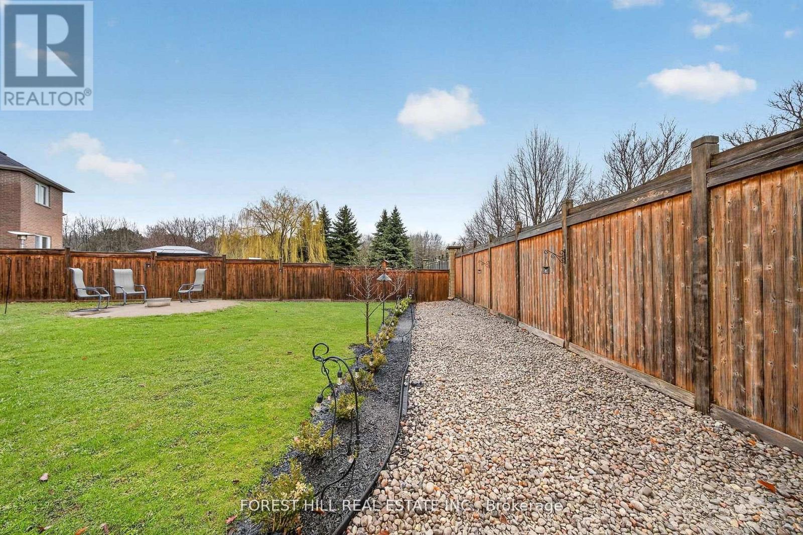 18 Dresden Court, Georgina, Ontario  L4P 4H6 - Photo 33 - N13425116