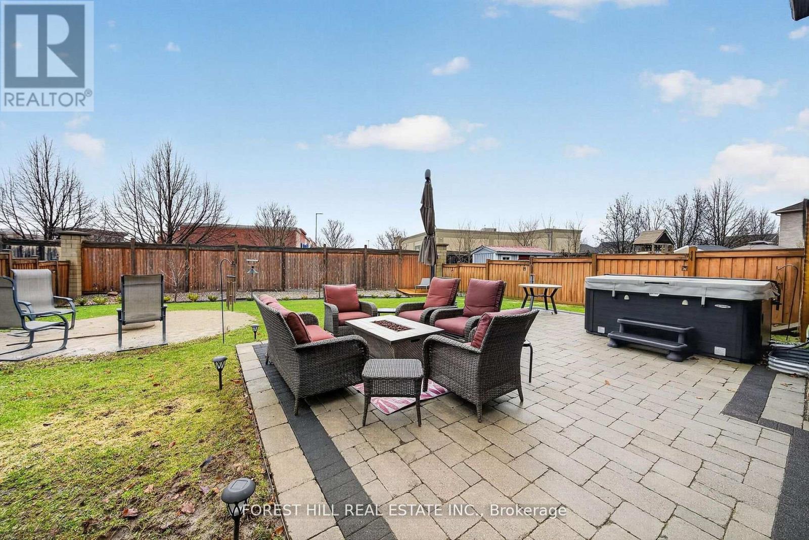 18 Dresden Court, Georgina, Ontario  L4P 4H6 - Photo 35 - N13425116