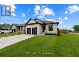 404 ERIE STREET, Warwick, Ontario