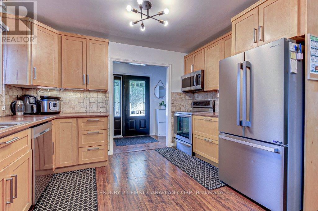 67 Weymouth Drive, London East, Ontario  N5V 4E3 - Photo 3 - X13425286