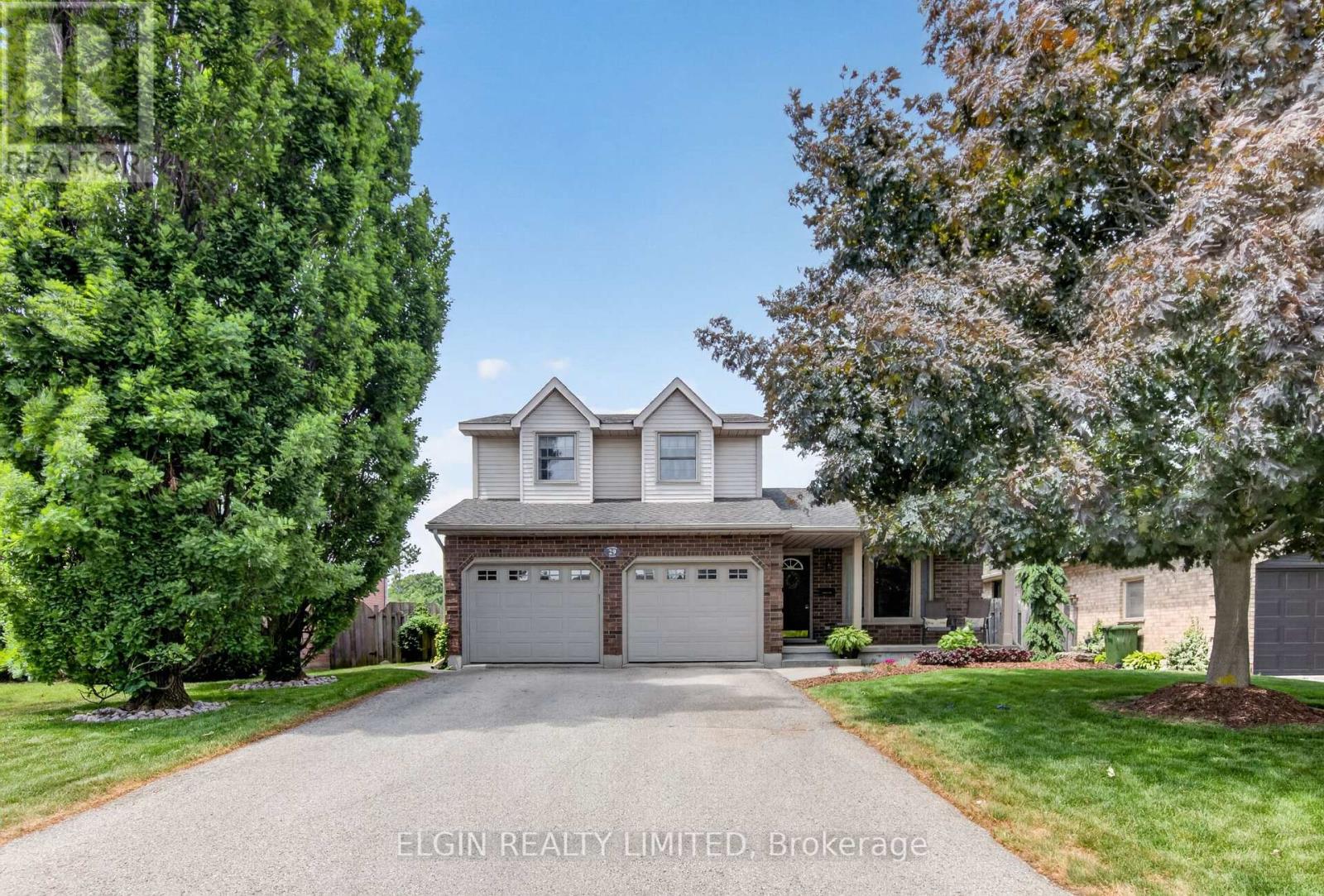 29 Trevithick Terrace, St. Thomas, Ontario  N5R 5Y6 - Photo 1 - X13425522