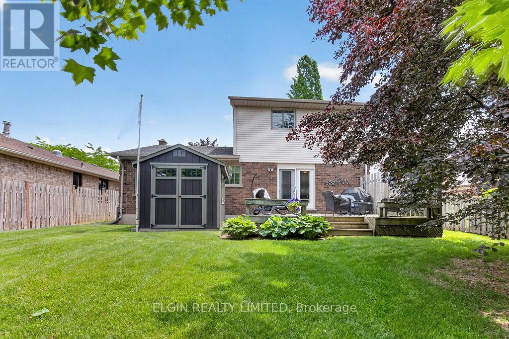 29 Trevithick Terrace, St. Thomas, Ontario  N5R 5Y6 - Photo 35 - X13425522