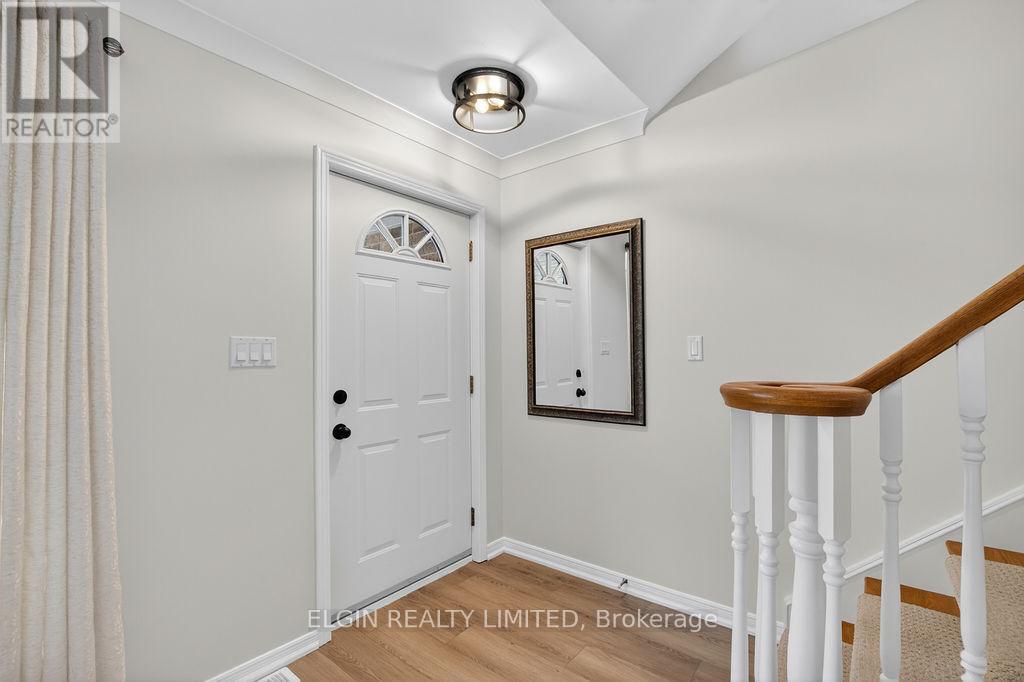 29 Trevithick Terrace, St. Thomas, Ontario  N5R 5Y6 - Photo 4 - X13425522