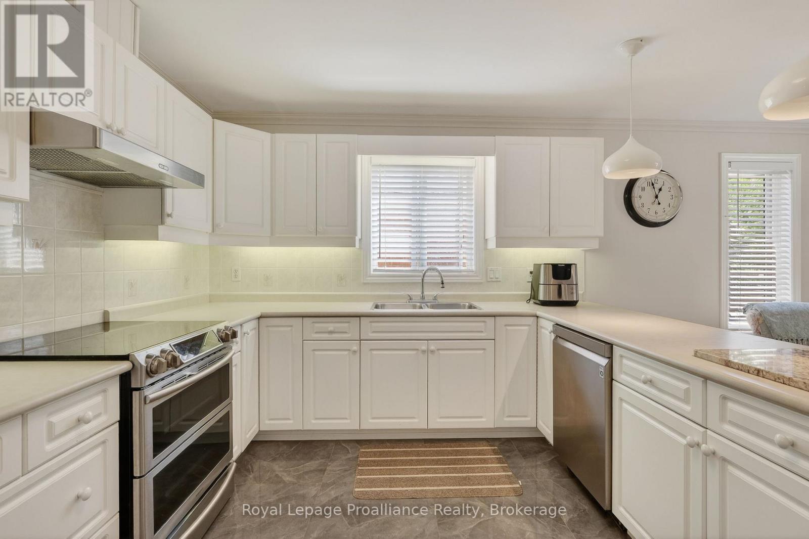 30 Heartwood Drive, Belleville, Ontario  K8P 5L9 - Photo 13 - X13425406
