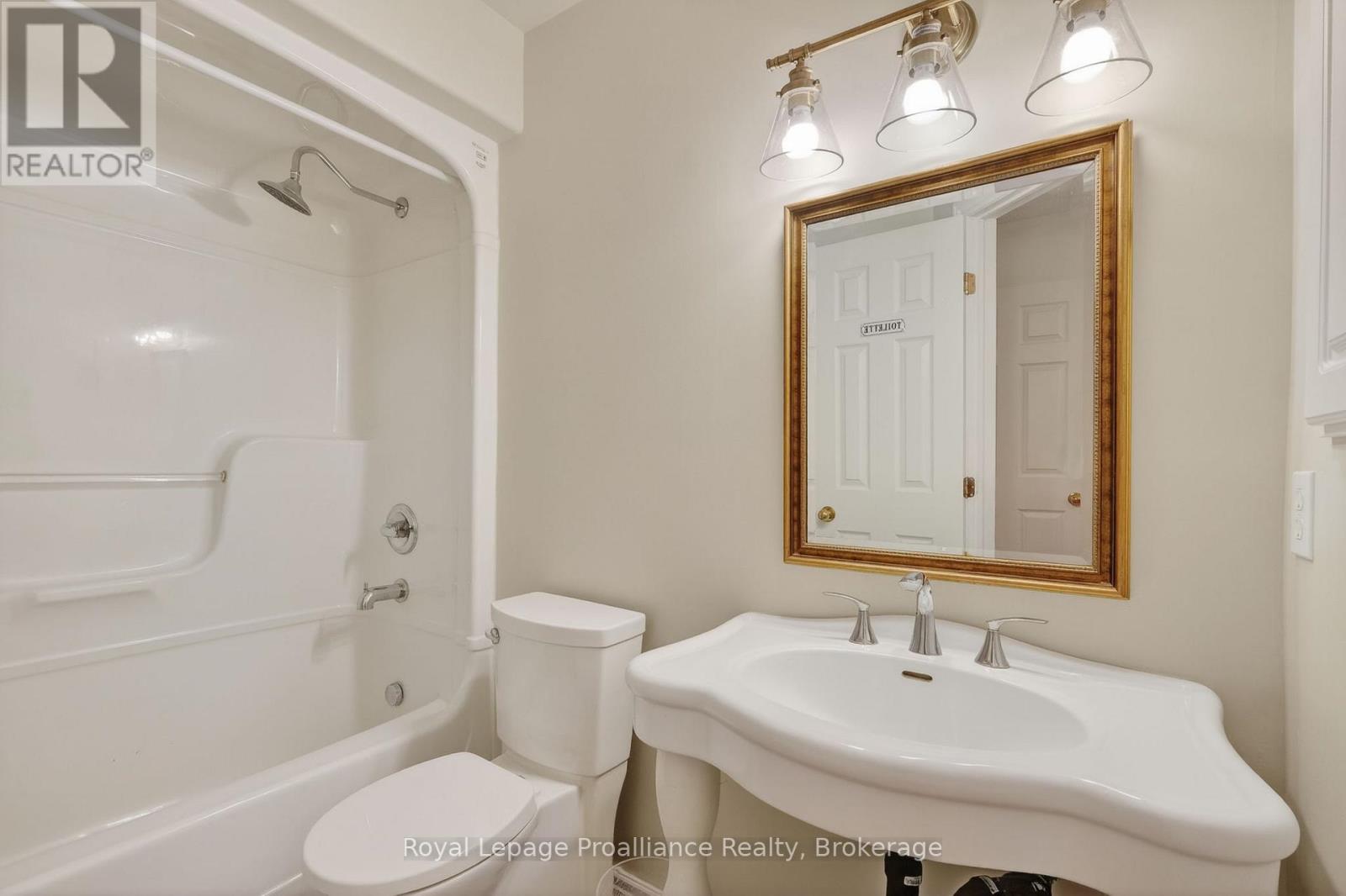 30 Heartwood Drive, Belleville, Ontario  K8P 5L9 - Photo 29 - X13425406