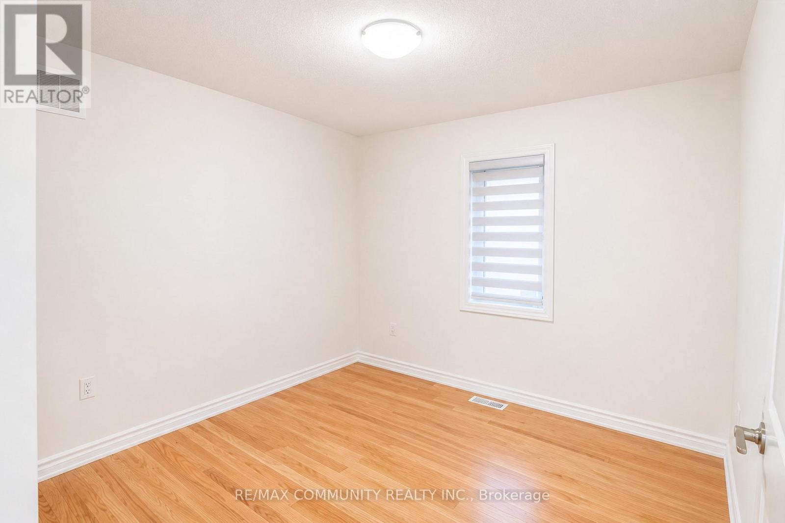 44 Bannister Road, Barrie, Ontario  L9J 0L7 - Photo 15 - S13424940