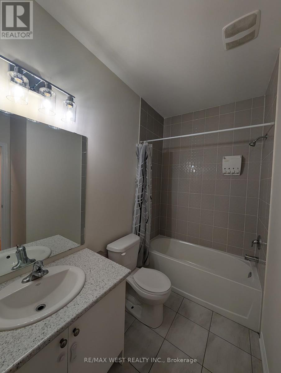 2 - 33 Bannister Road, Barrie, Ontario  L9J 0L5 - Photo 7 - S13424952