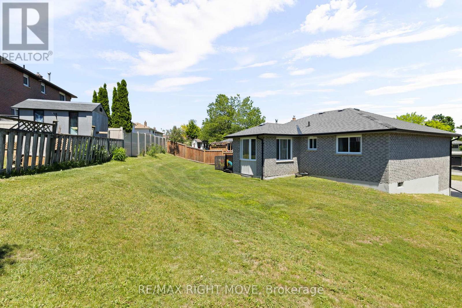 5 Chestnut Place, Orillia, Ontario  L3V 7N8 - Photo 33 - S13425016