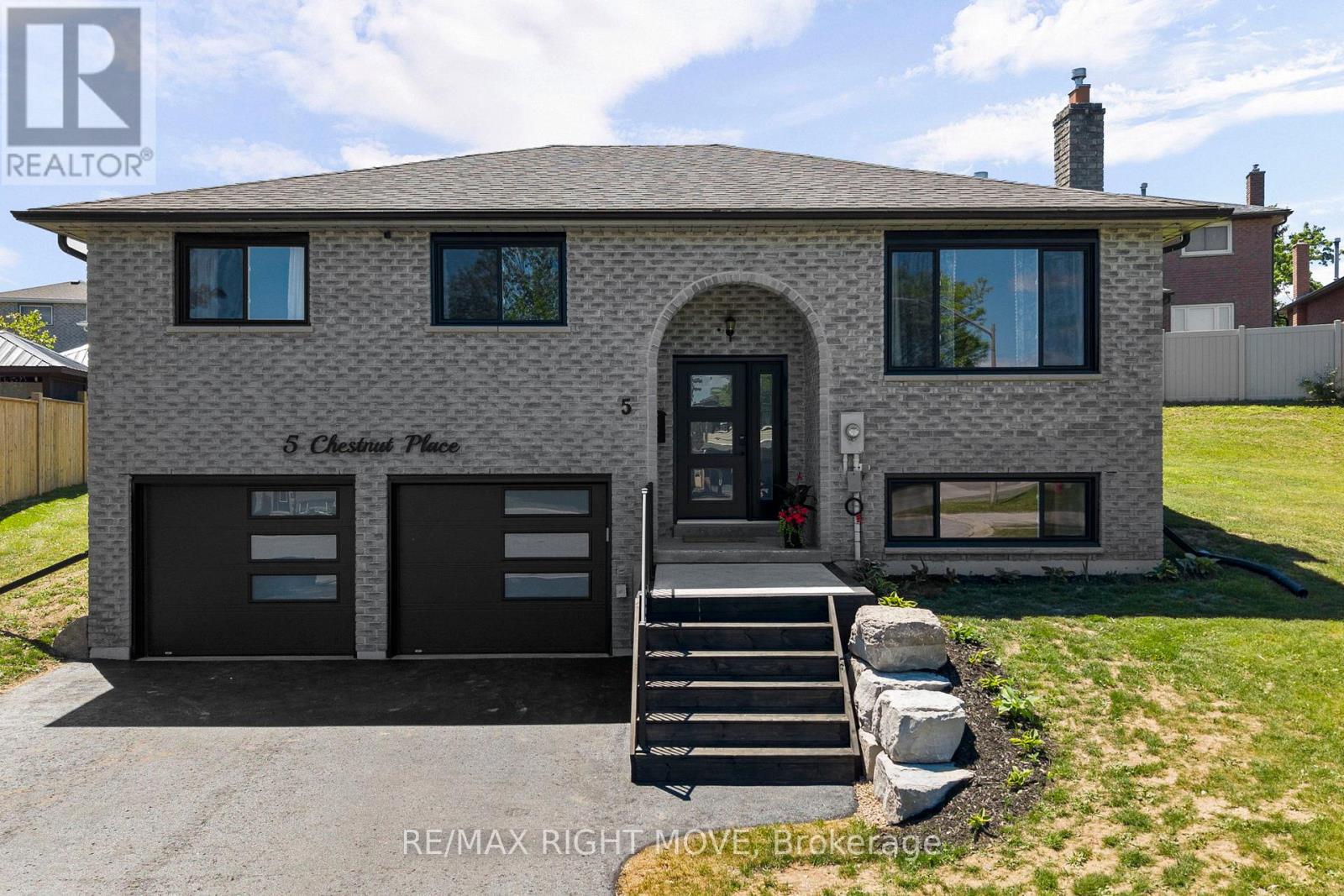 5 Chestnut Place, Orillia, Ontario  L3V 7N8 - Photo 39 - S13425016