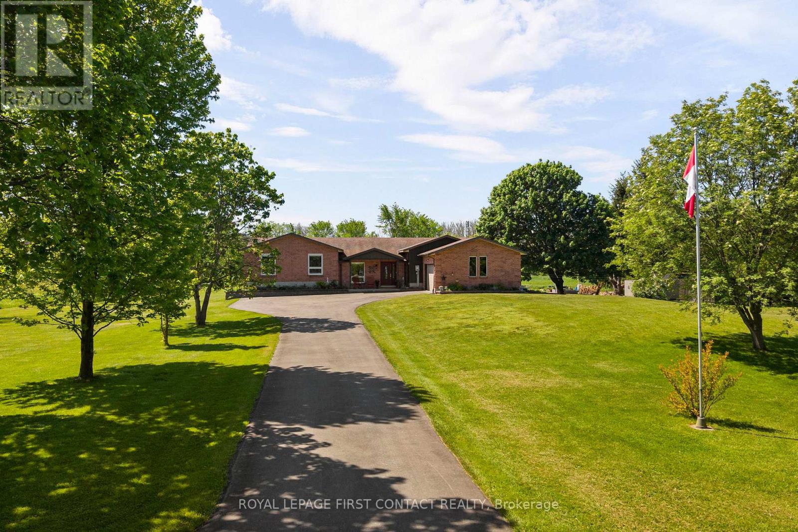 2053 26 Highway, Springwater, Ontario  L9X 0G5 - Photo 2 - S13425036