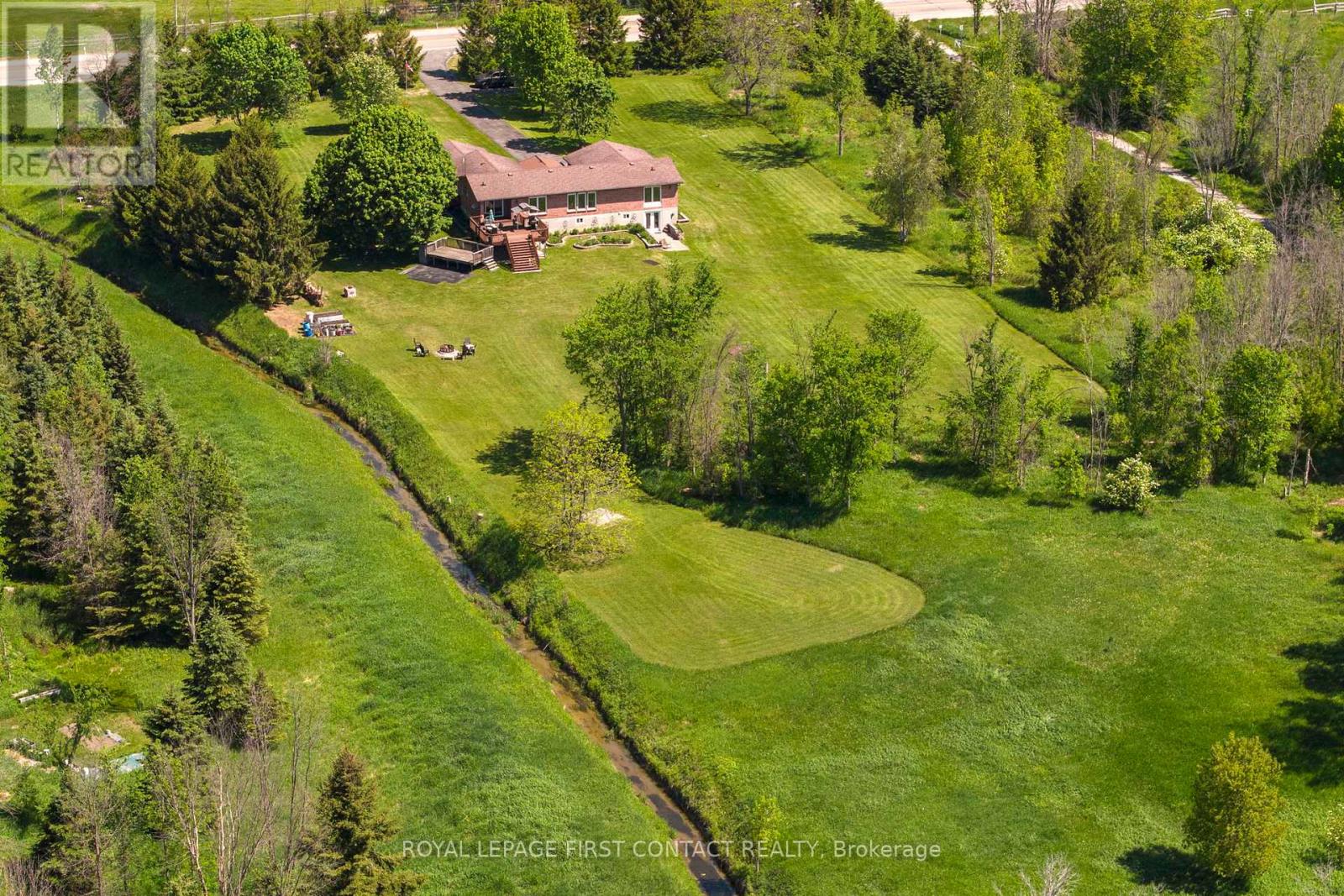 2053 26 Highway, Springwater, Ontario  L9X 0G5 - Photo 3 - S13425036