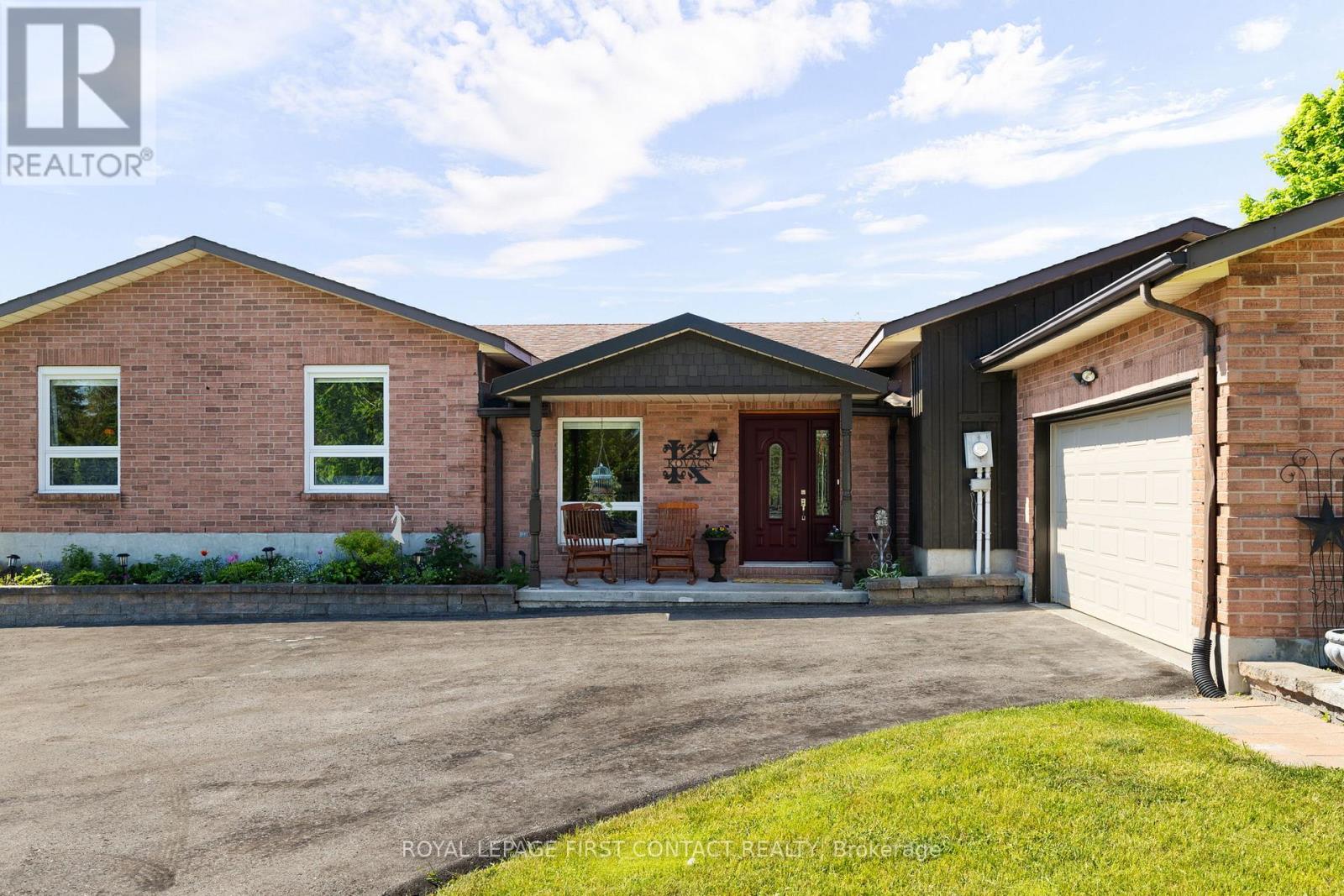 2053 26 Highway, Springwater, Ontario  L9X 0G5 - Photo 4 - S13425036