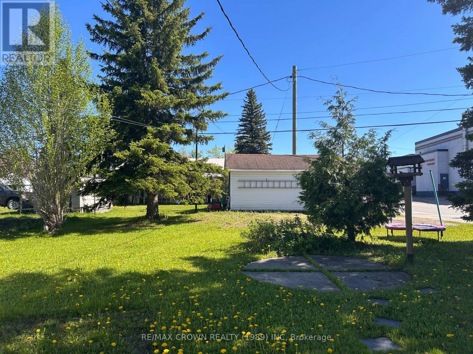 42 Egerton Street, Kapuskasing, Ontario  P5N 1J4 - Photo 4 - T13425622