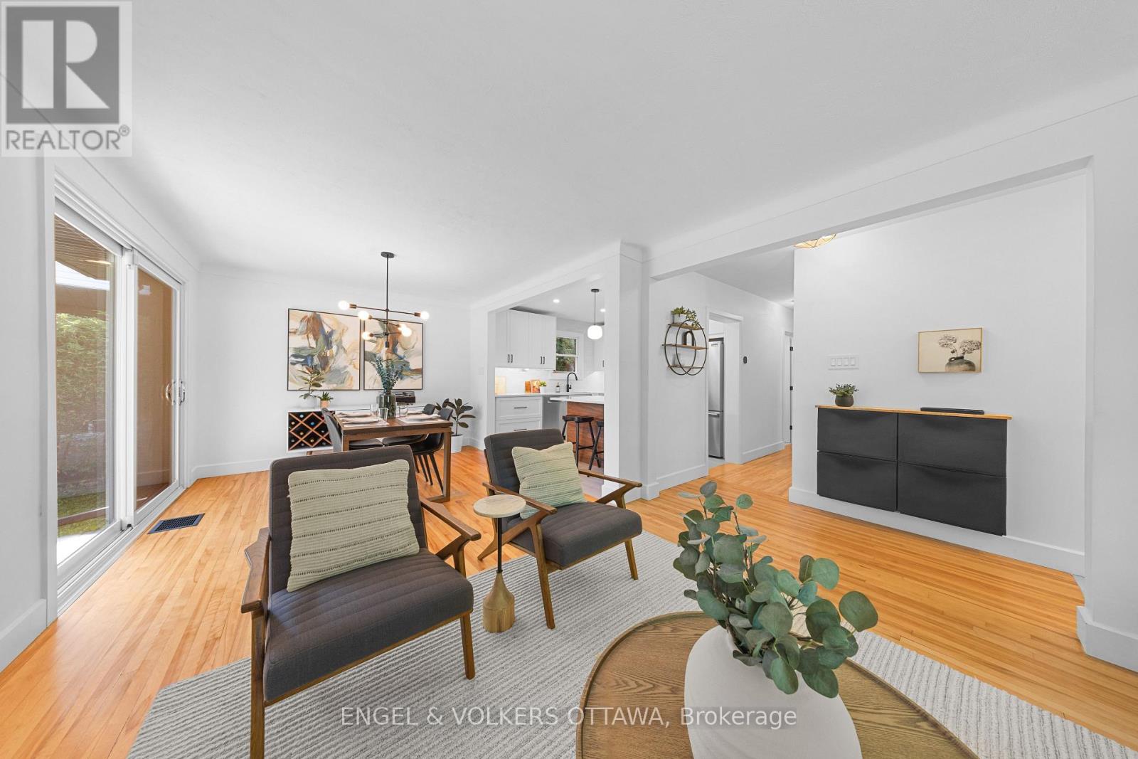 2161 Blossom Drive, Ottawa, Ontario  K1H 6G6 - Photo 10 - X13425284