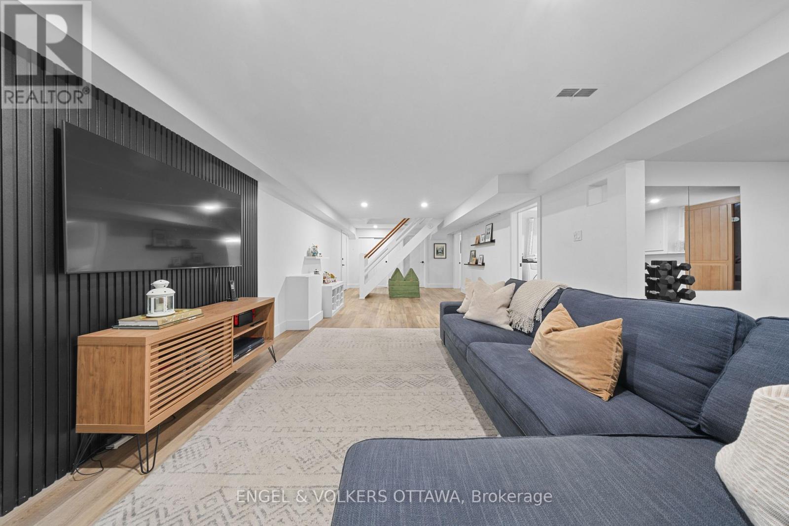2161 Blossom Drive, Ottawa, Ontario  K1H 6G6 - Photo 35 - X13425284