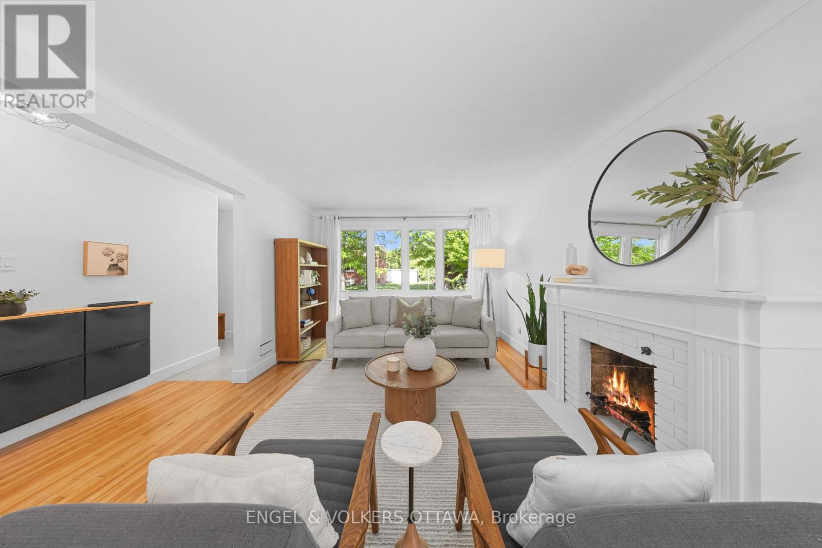 2161 Blossom Drive, Ottawa, Ontario  K1H 6G6 - Photo 6 - X13425284