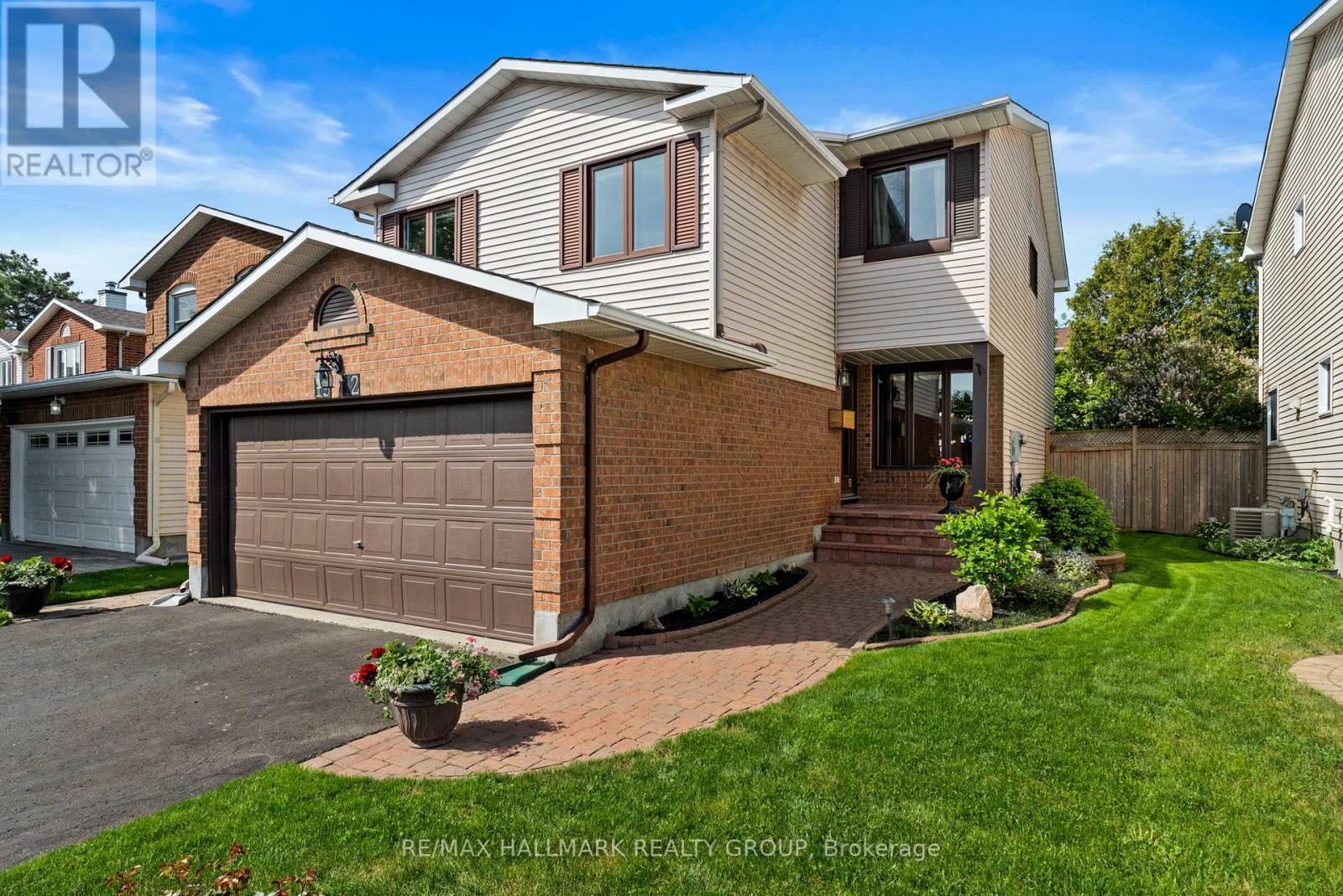 1912 DES EPINETTES AVENUE, Ottawa, Ontario