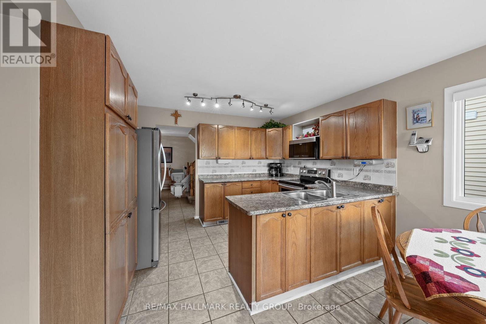 1912 Des Epinettes Avenue, Ottawa, Ontario K1C 6P5 - Photo 12 - X13425550