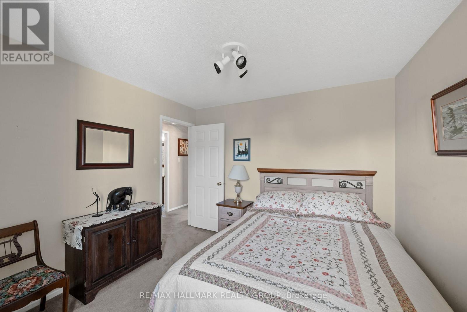 1912 Des Epinettes Avenue, Ottawa, Ontario K1C 6P5 - Photo 25 - X13425550