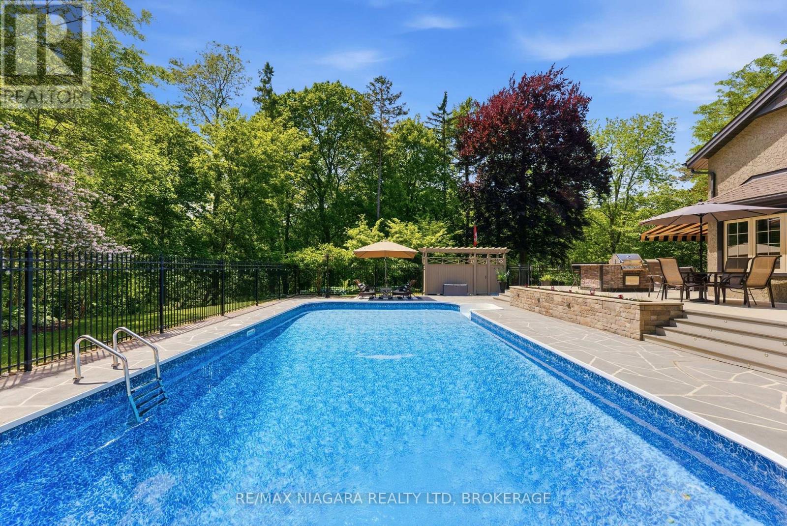 8 Giles Crescent, Pelham, Ontario  L3E 0K1 - Photo 31 - X13425274
