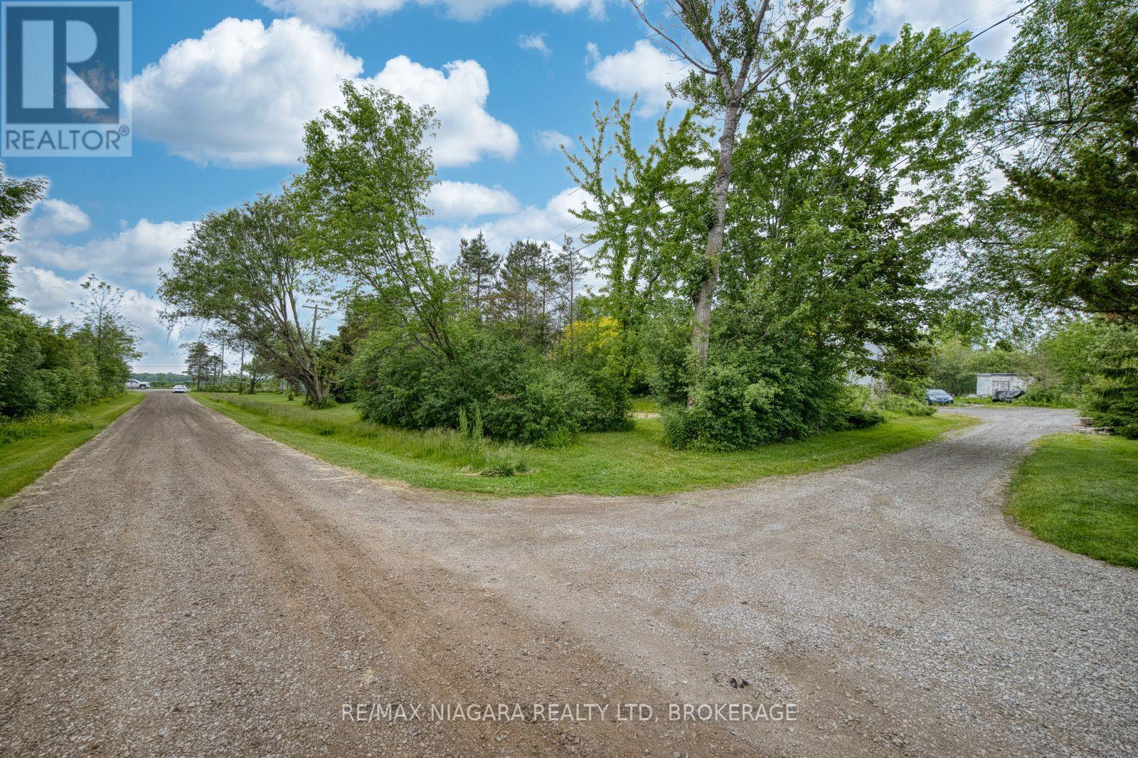1674 Ridgemount Road, Fort Erie, Ontario  L0S 1N0 - Photo 17 - X13425404