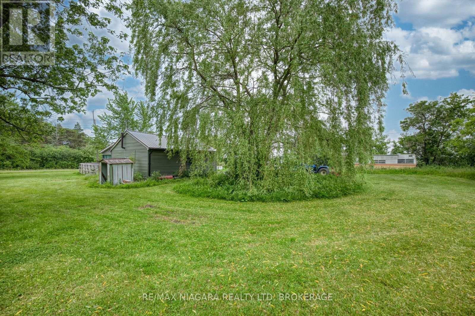 1674 Ridgemount Road, Fort Erie, Ontario  L0S 1N0 - Photo 3 - X13425404
