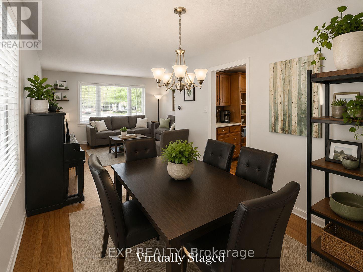 Main Level - 32a Guest Street, Brampton, Ontario  L6W 1T8 - Photo 4 - W13424906
