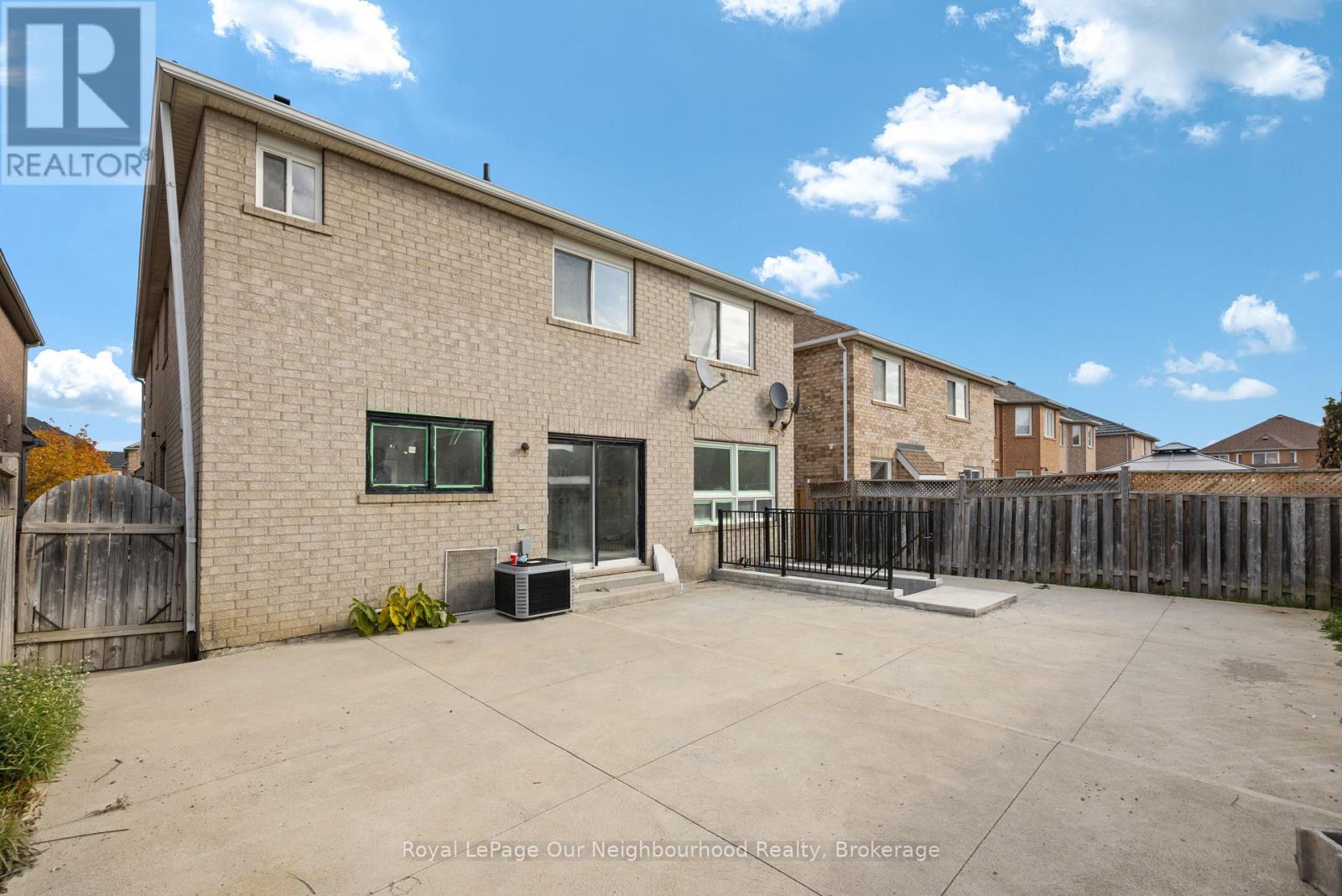 Bsmt - 206 Sunny Meadow Boulevard, Brampton, Ontario  L6R 2Y7 - Photo 19 - W13425090