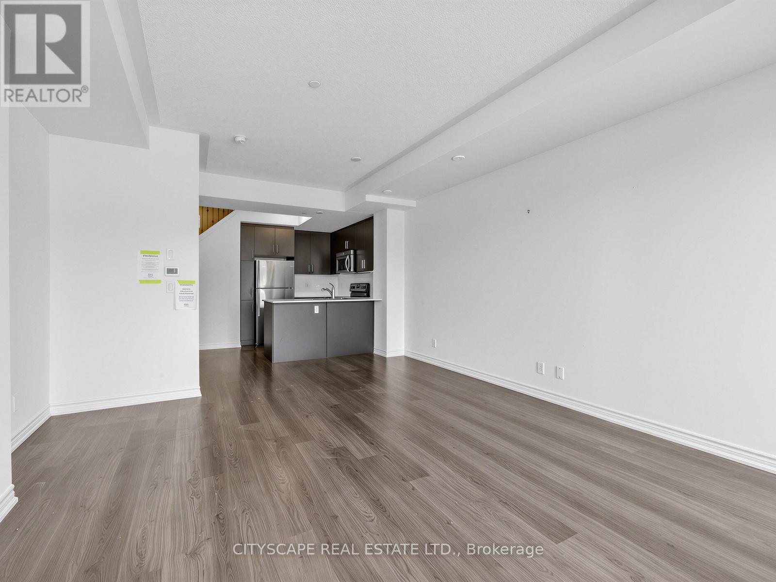 145 Long Branch Avenue, Toronto, Ontario  M8W 0A9 - Photo 10 - W13415422