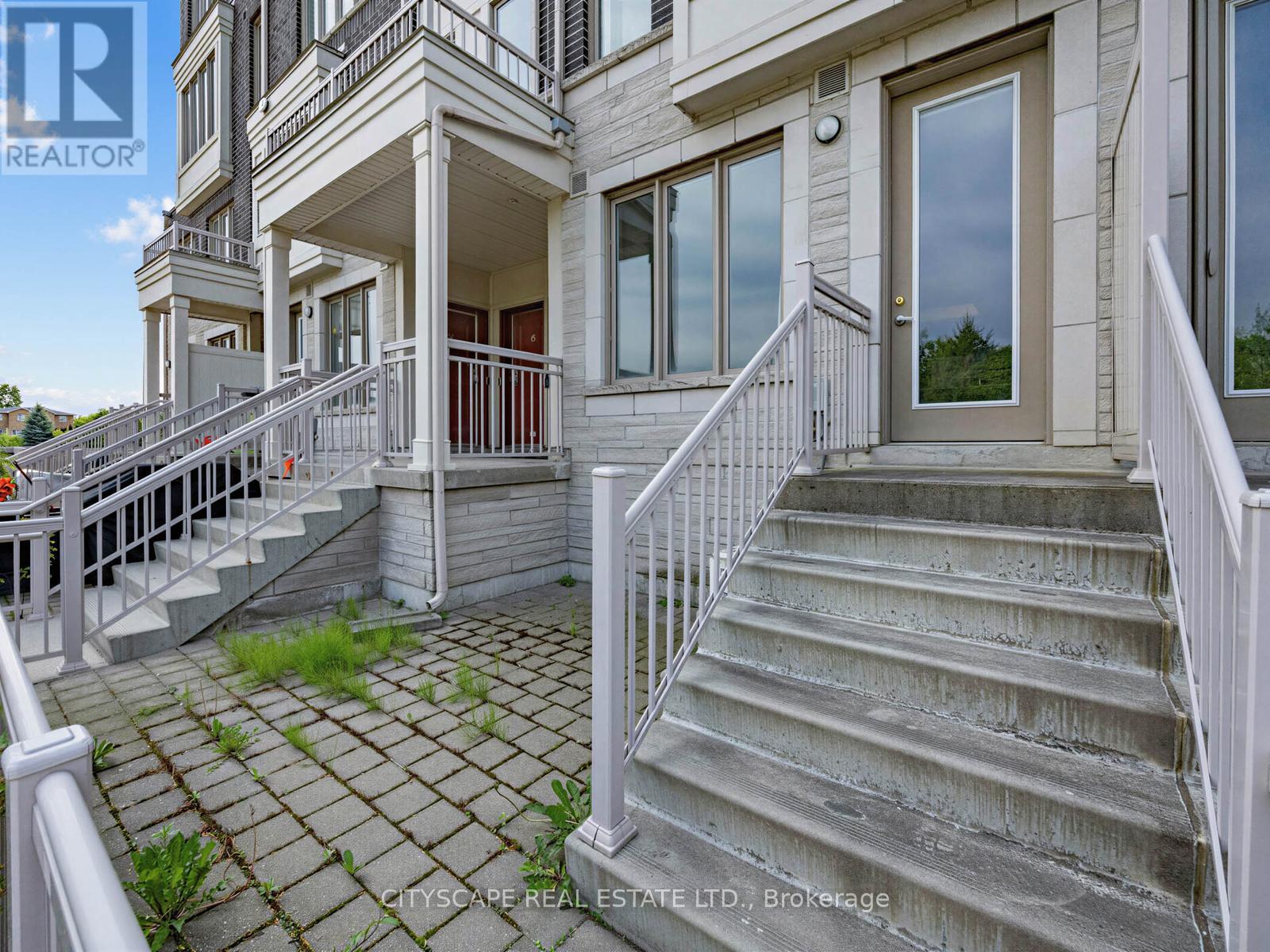 145 Long Branch Avenue, Toronto, Ontario  M8W 0A9 - Photo 8 - W13415422