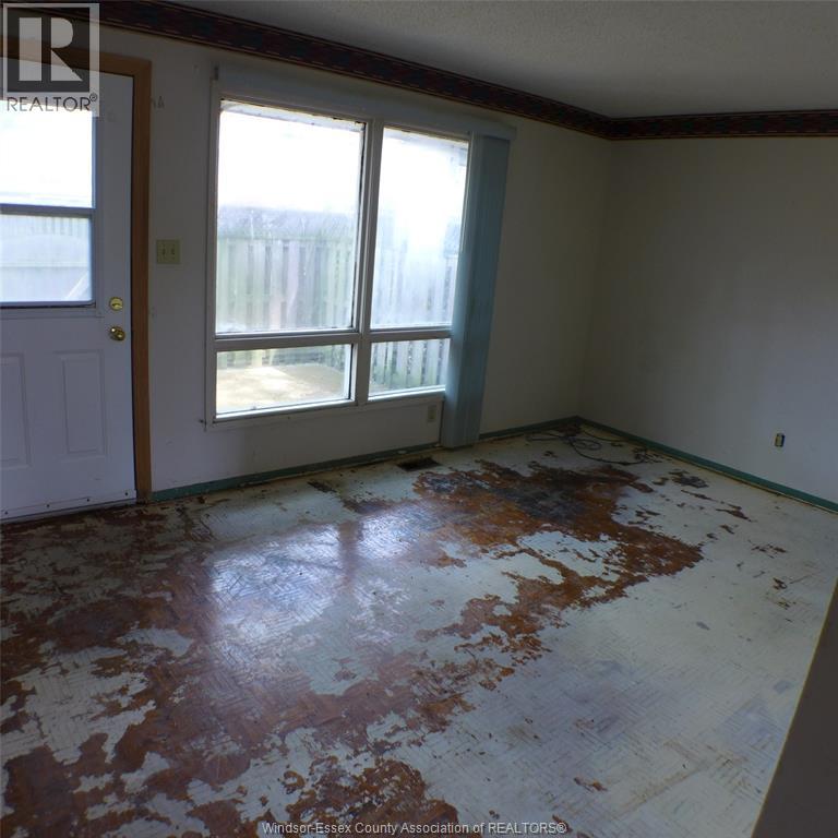 222 Victoria Street South Unit# 11, Amherstburg, Ontario N9V 2K5 - Photo 2 - 26013683