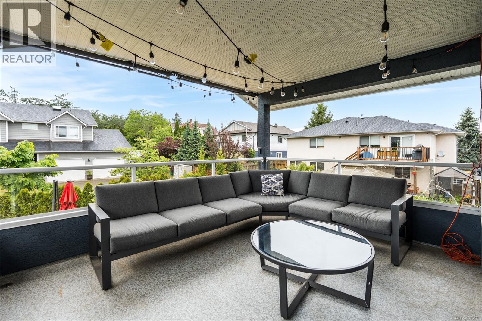 4000 Santa Rosa Pl, Saanich, British Columbia  V8Z 7K9 - Photo 17 - 1039673
