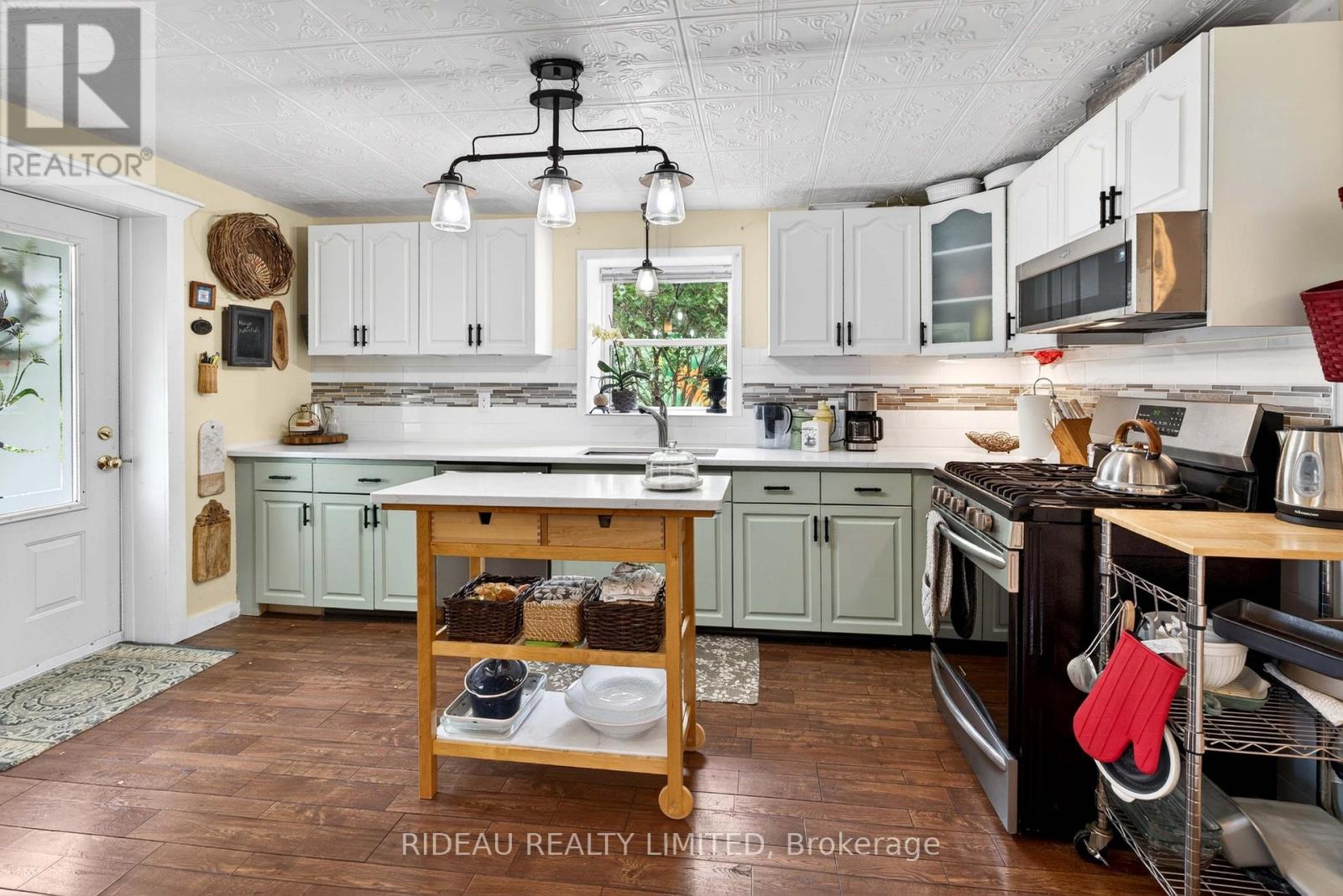 18 Bedford Street, Westport, Ontario  K0G 1X0 - Photo 13 - X13425238