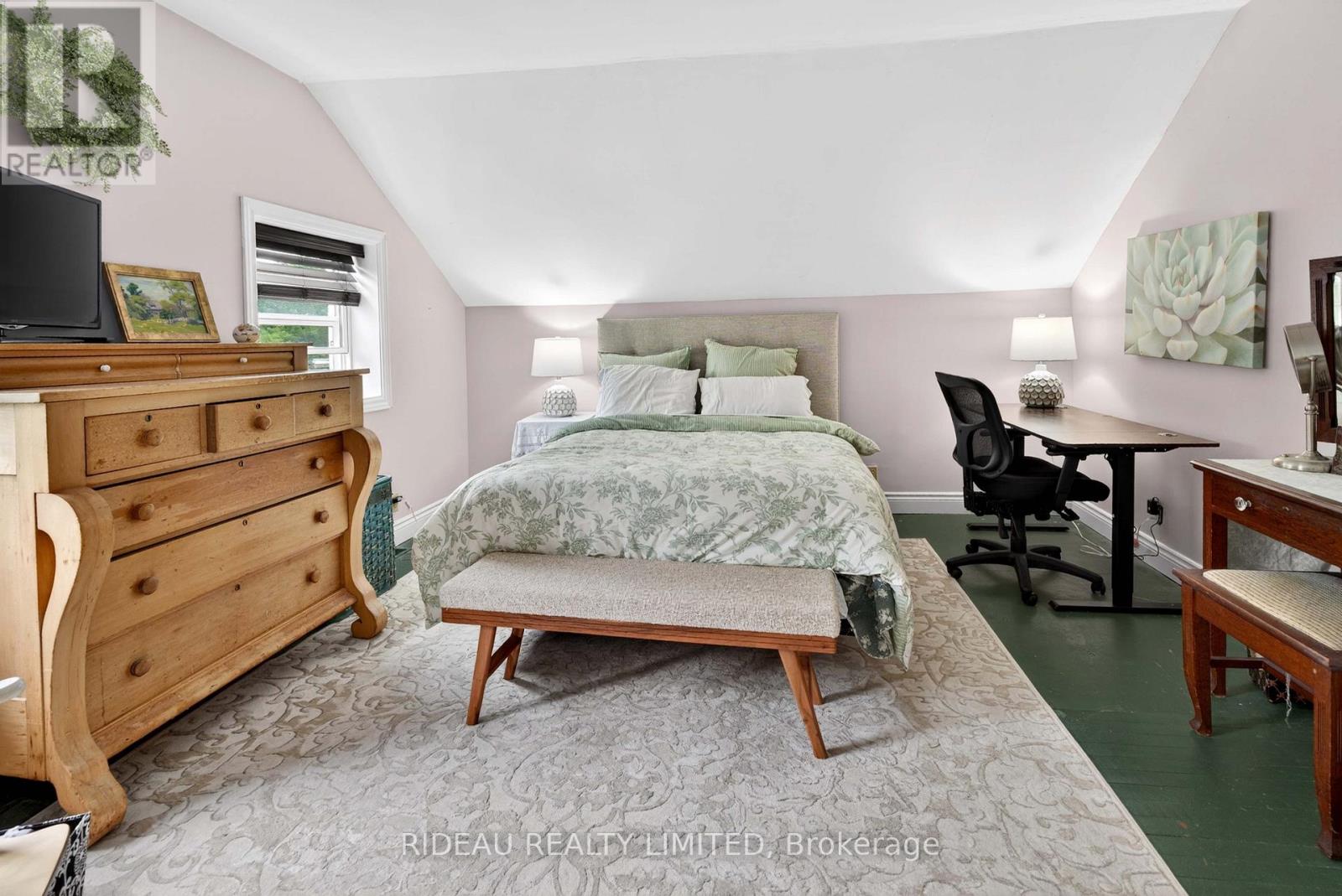 18 Bedford Street, Westport, Ontario  K0G 1X0 - Photo 24 - X13425238