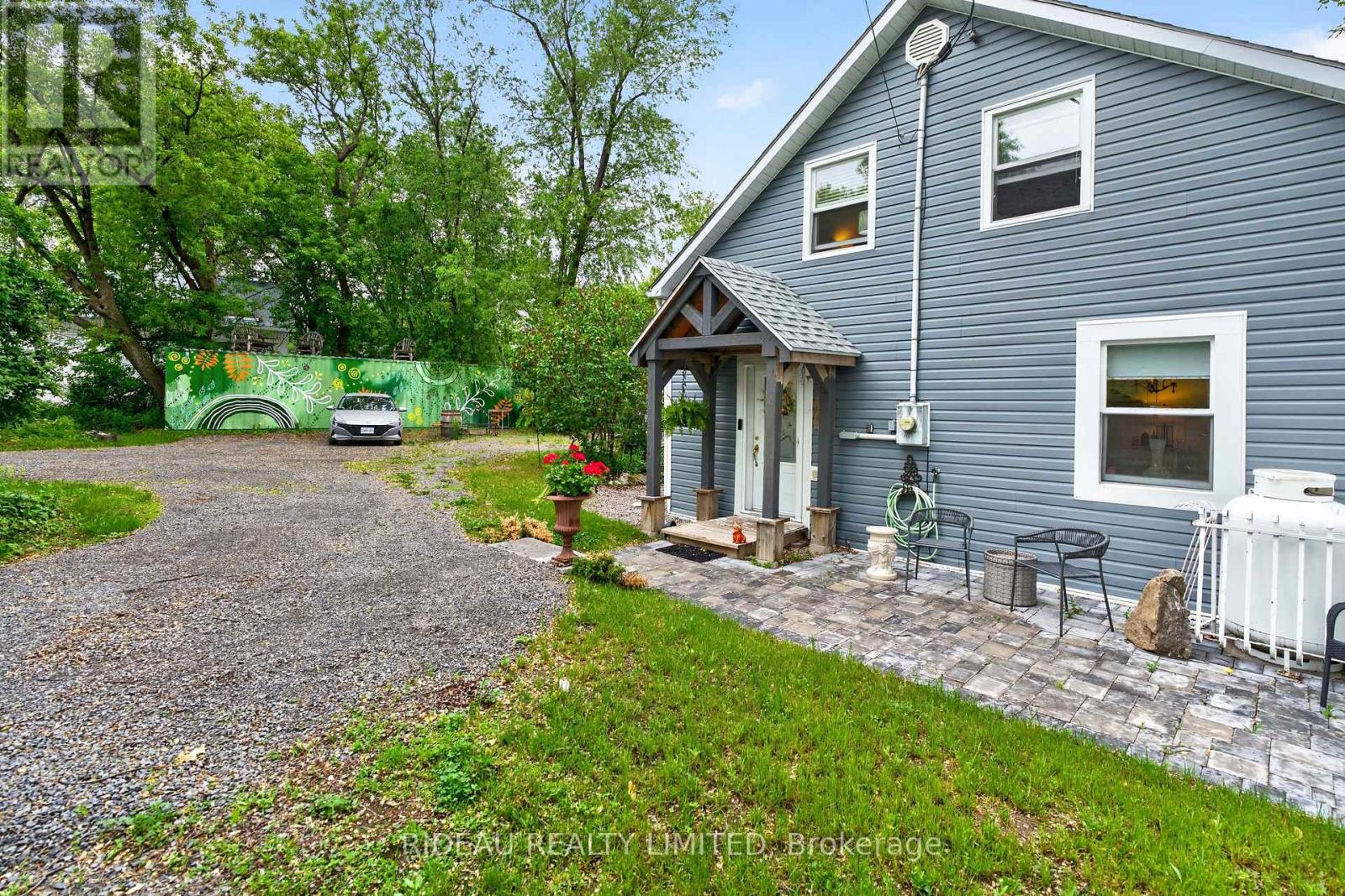 18 Bedford Street, Westport, Ontario  K0G 1X0 - Photo 5 - X13425238