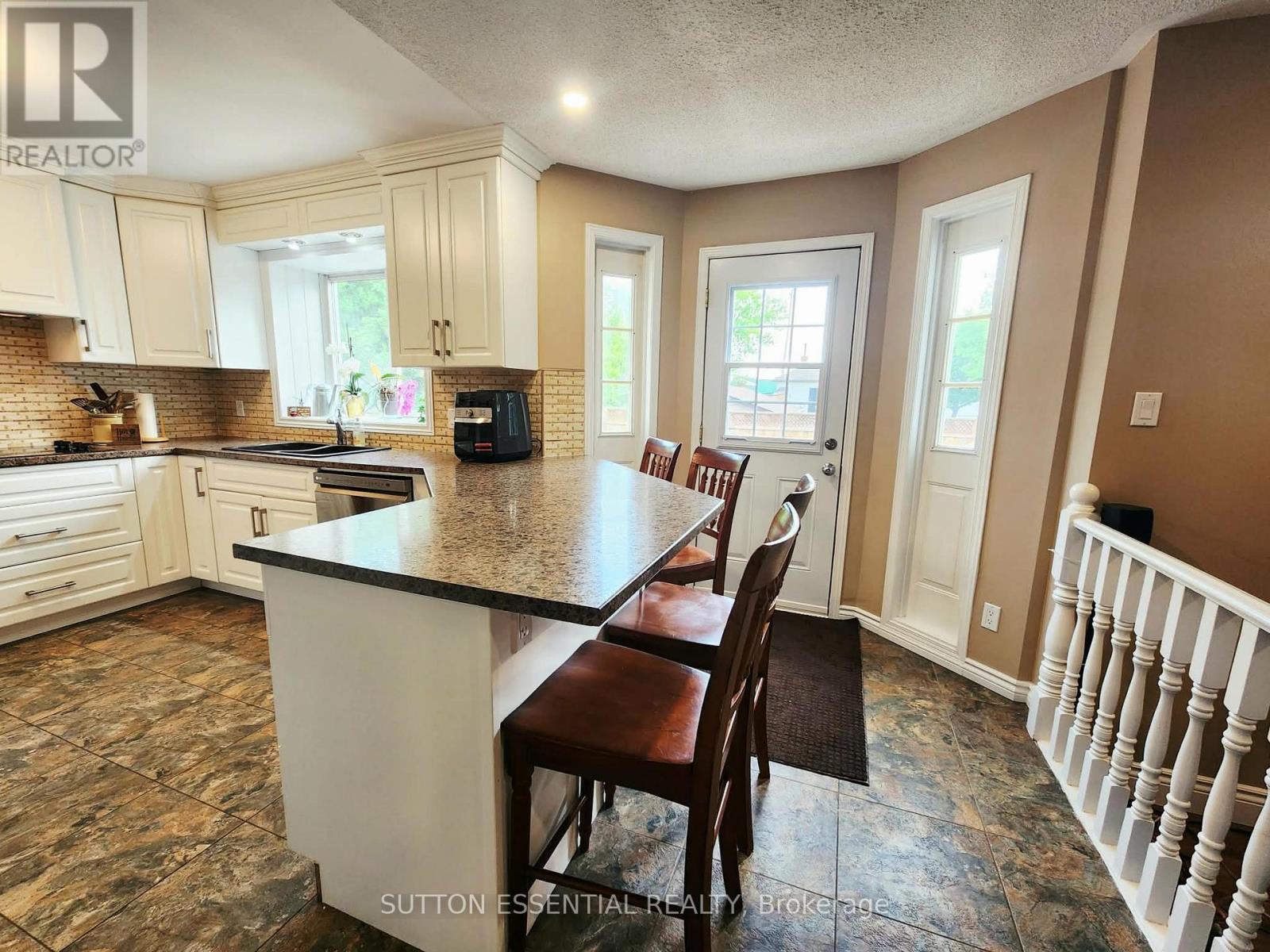 136 Margaret Place, Brockville, Ontario  K6V 6Y6 - Photo 17 - X13425524