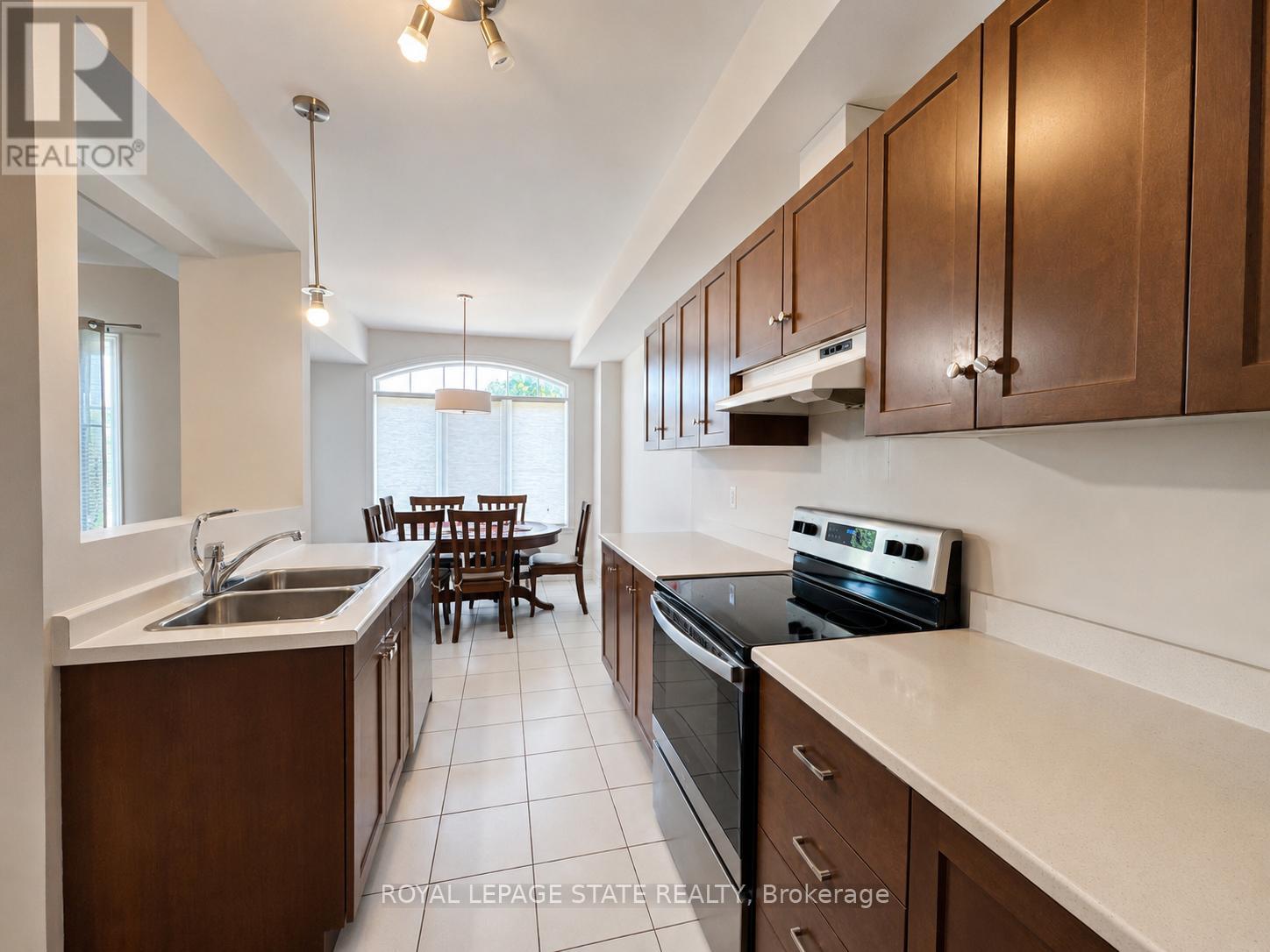9 Pim Lane, Hamilton, Ontario  L9K 0K1 - Photo 2 - X13424960