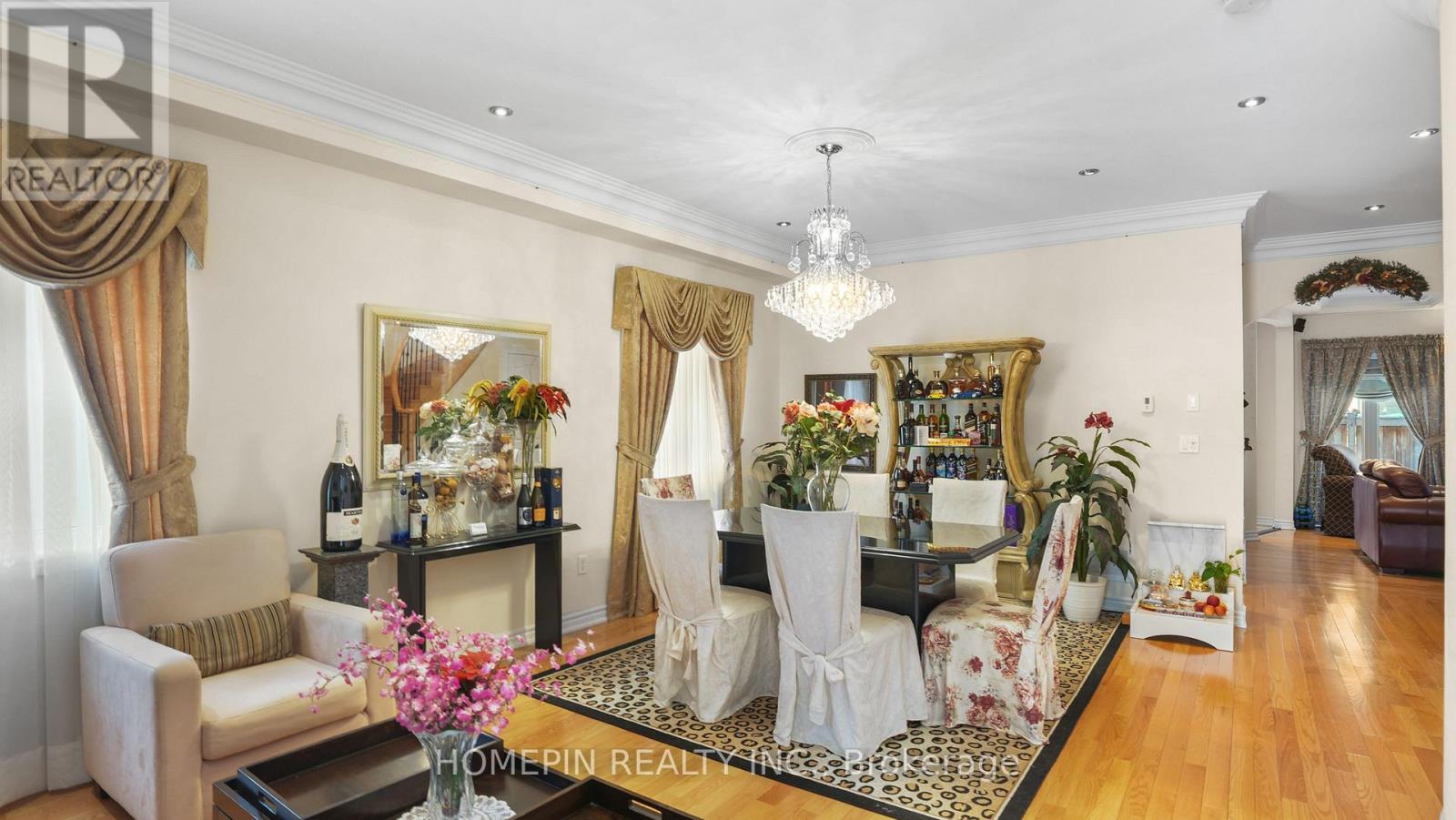 74 Dewside Drive, Brampton, Ontario  L6R 0X5 - Photo 6 - W12969382