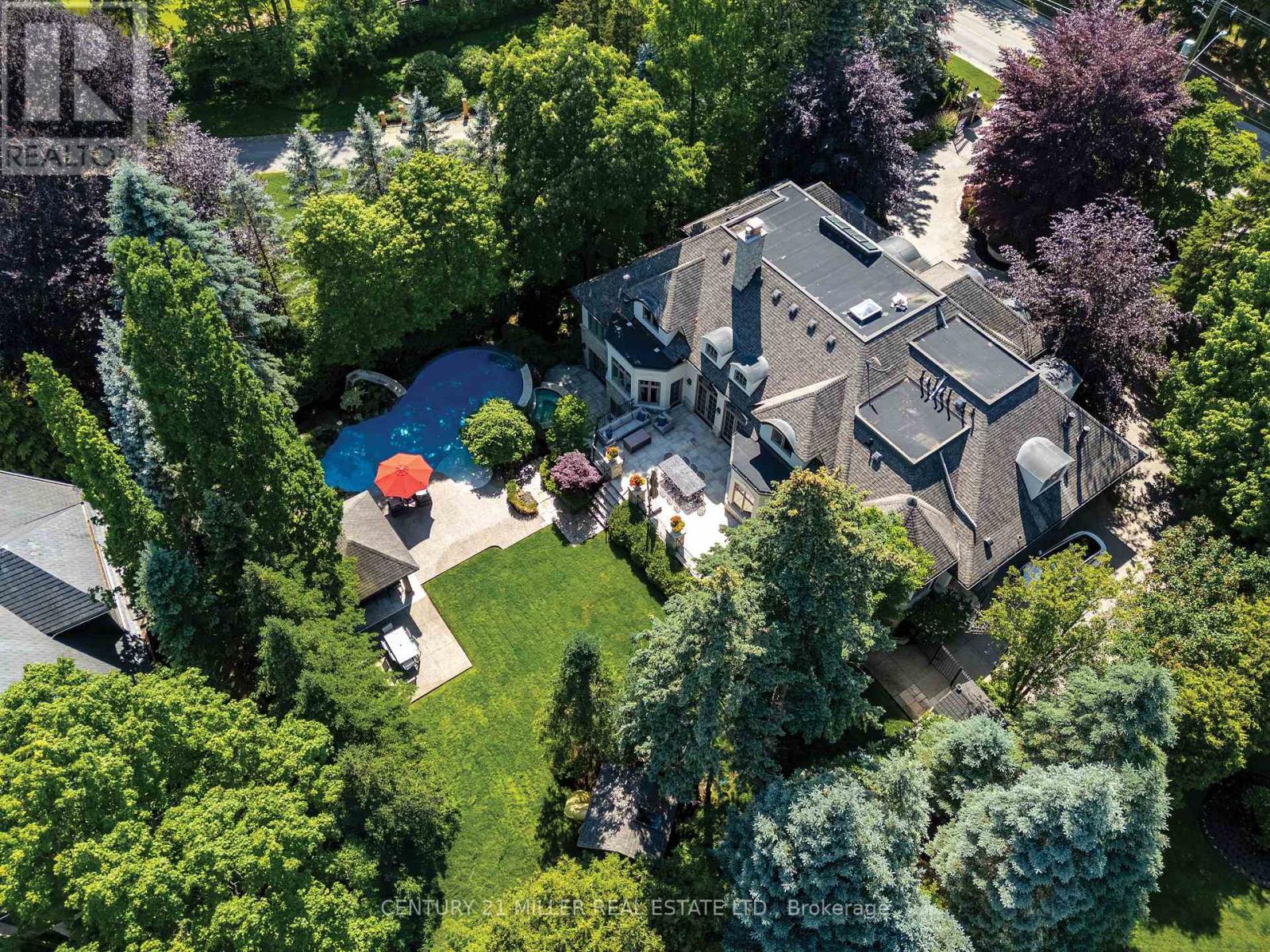 2096 Lakeshore Road E, Oakville, Ontario  L6J 1M3 - Photo 4 - W13215324