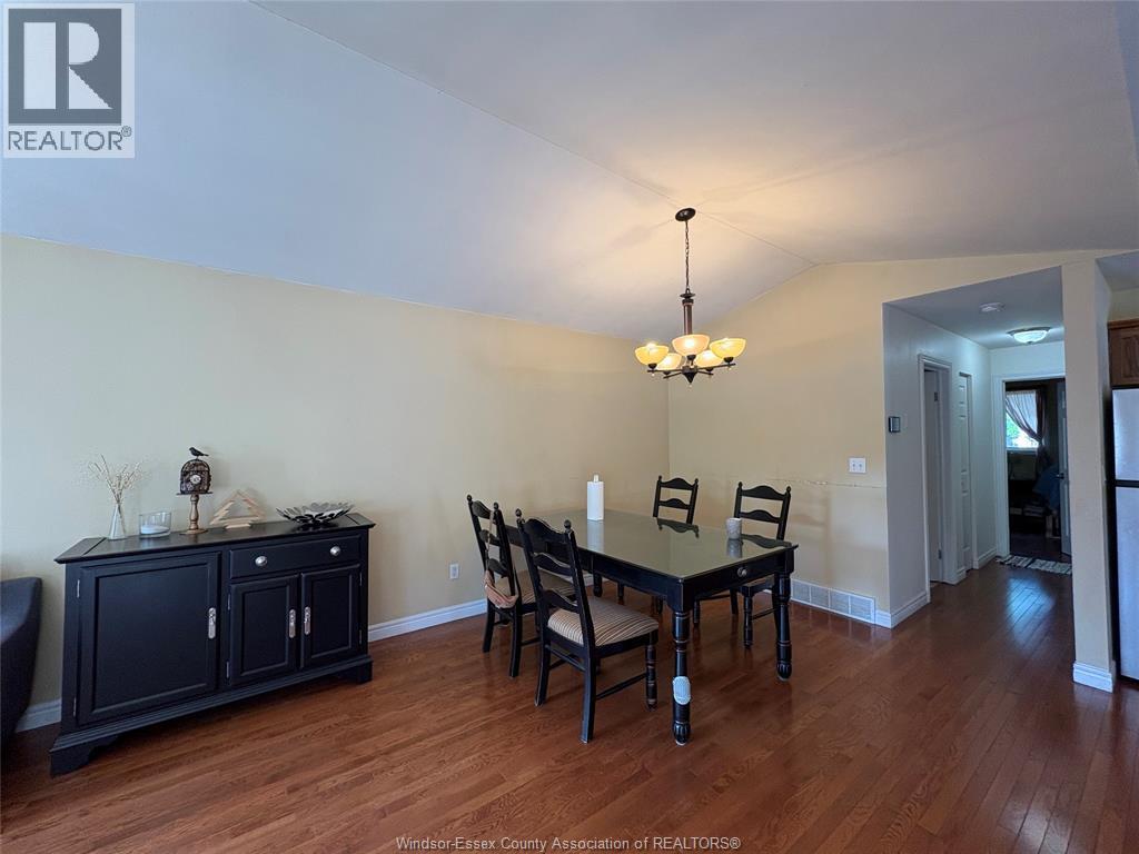 3717 Maguire Street, Windsor, Ontario  N9E 4V3 - Photo 9 - 26013635