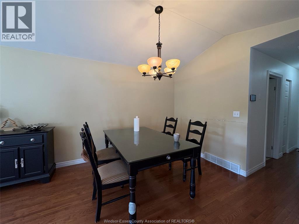 3717 Maguire Street, Windsor, Ontario  N9E 4V3 - Photo 11 - 26013635