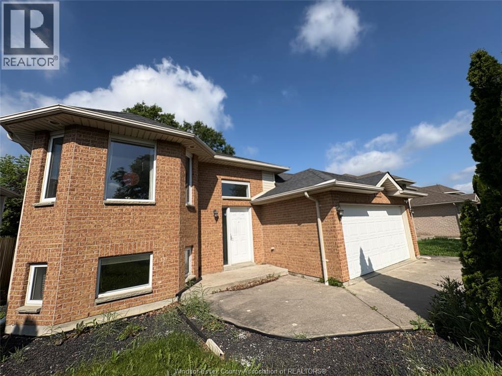 3717 Maguire Street, Windsor, Ontario  N9E 4V3 - Photo 3 - 26013635