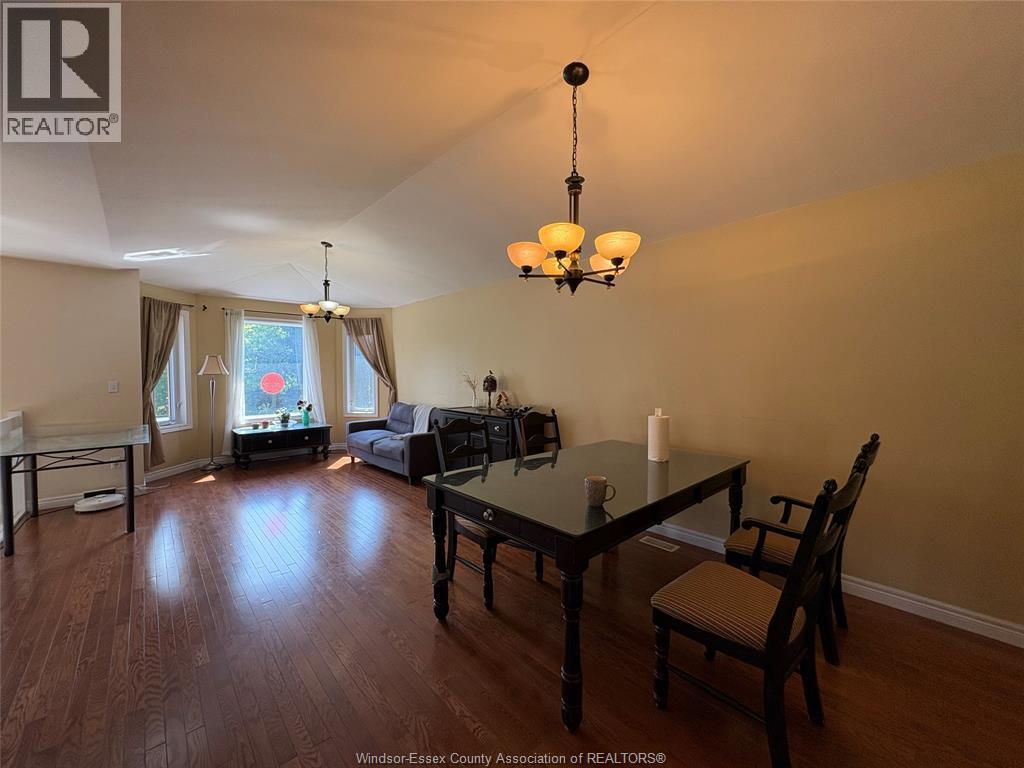 3717 Maguire Street, Windsor, Ontario  N9E 4V3 - Photo 8 - 26013635