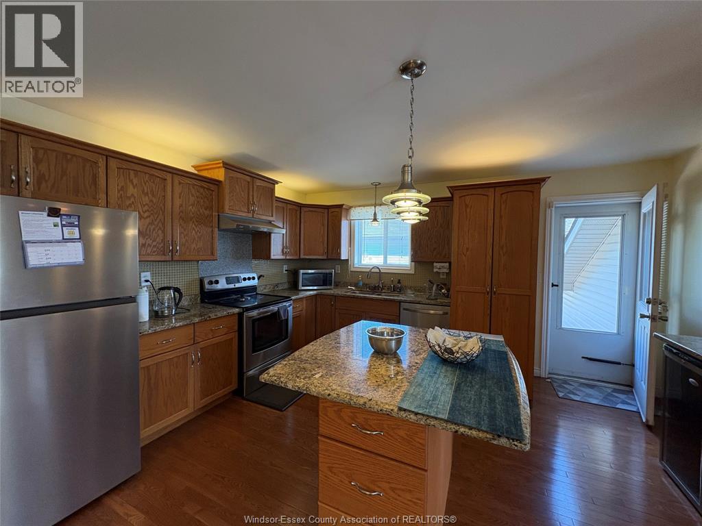 3717 Maguire Street, Windsor, Ontario  N9E 4V3 - Photo 12 - 26013635