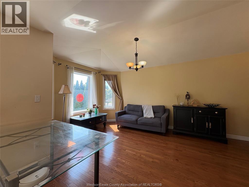 3717 Maguire Street, Windsor, Ontario  N9E 4V3 - Photo 7 - 26013635