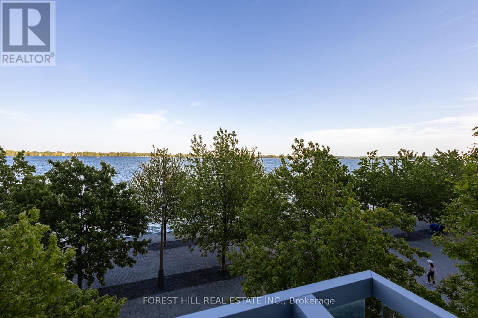 313 - 39 QUEENS QUAY E Toronto (Waterfront Communities), ON M5E 0A4