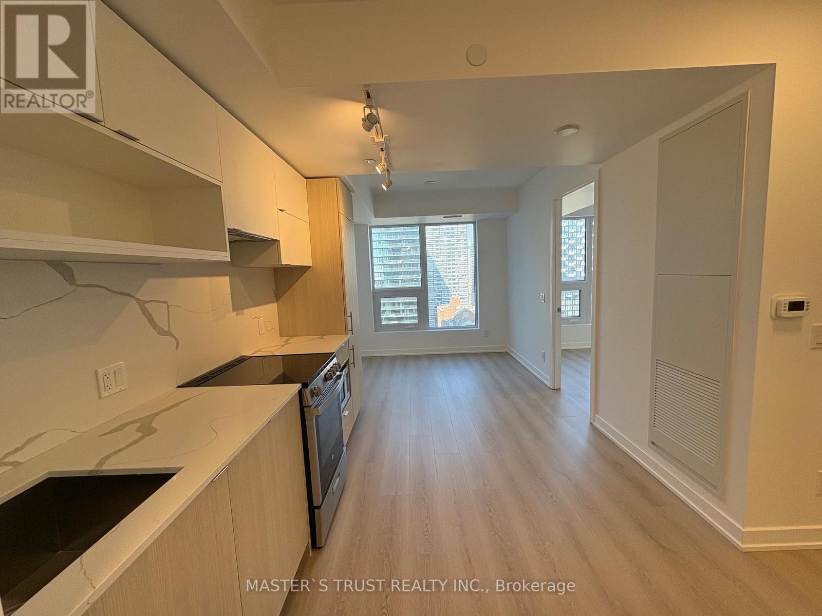 2302 - 100 Queen Street E, Toronto, Ontario  M5C 0B5 - Photo 2 - C13425388